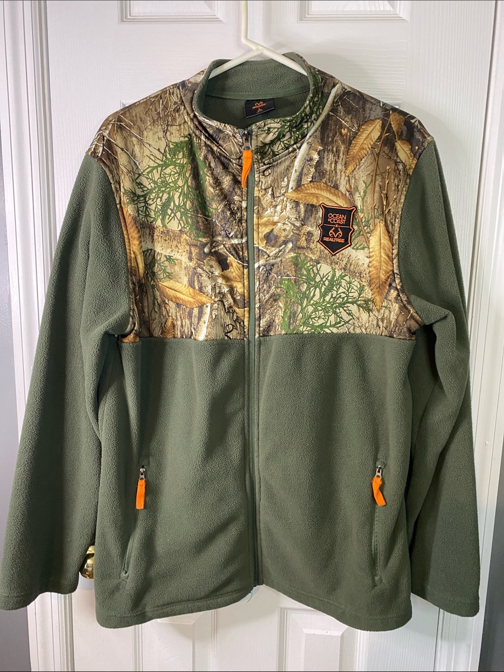 Ocean & Coast Men's Olive Green Realtree Fleece Jacket Size Large.
